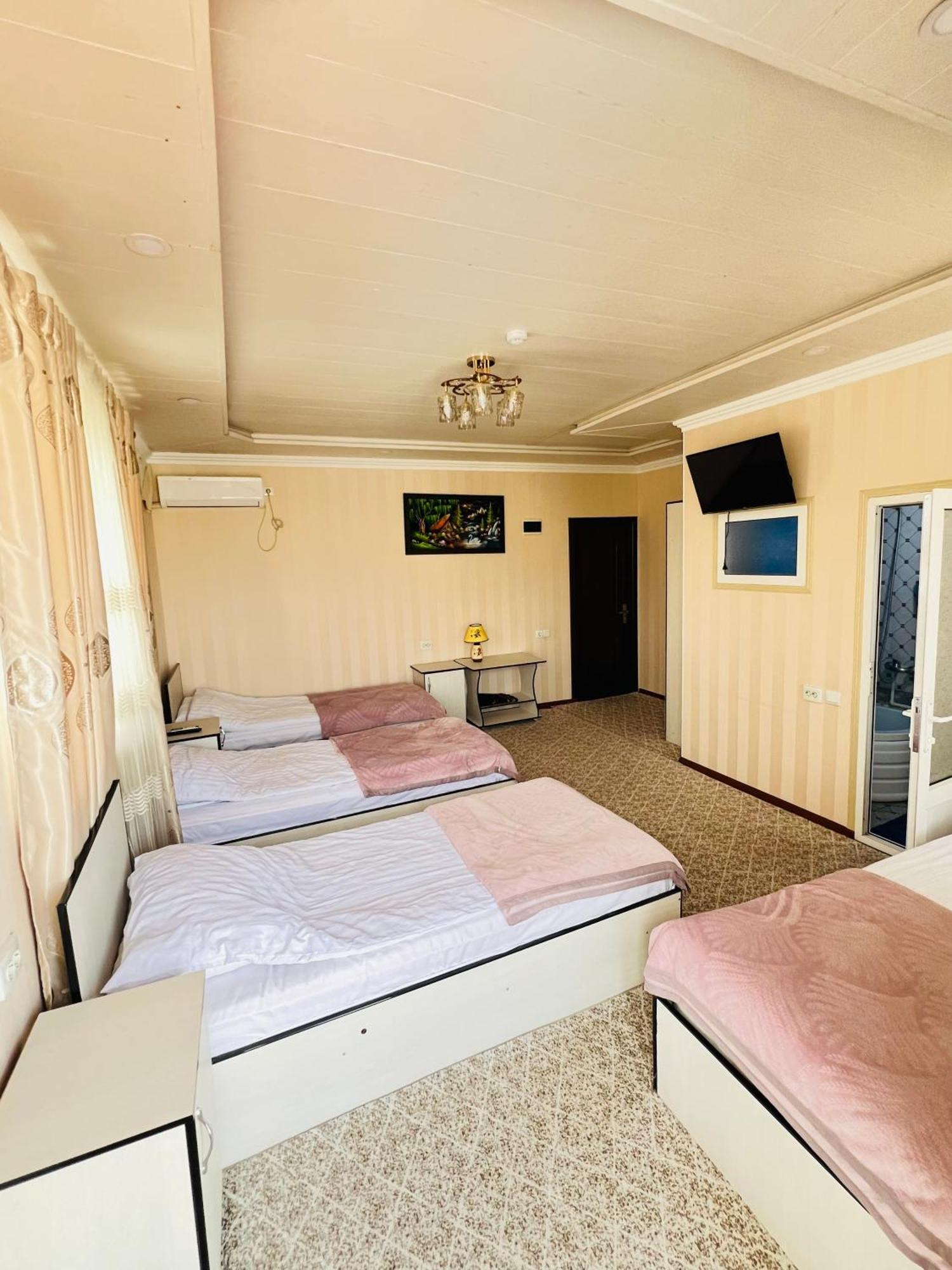 Hotel Zarafshon Panjakent 外观 照片
